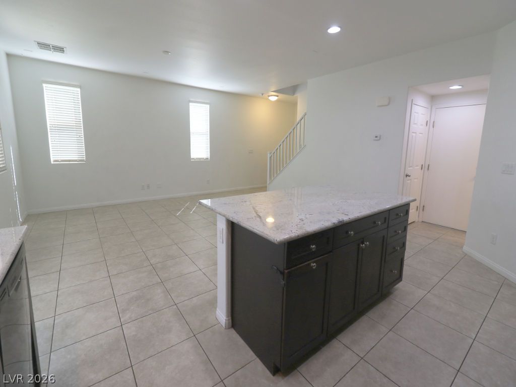 5662 Primrose Peak Court Property Photo 14