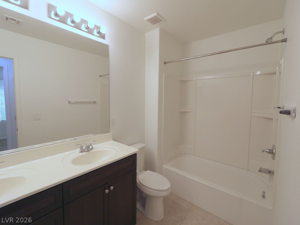 5662 Primrose Peak Court Property Photo 33