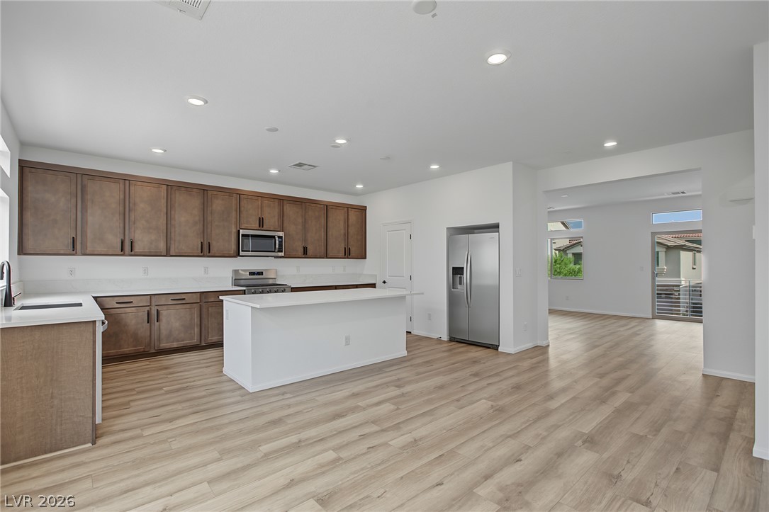 10027 Cooper Mountain Street Property Photo 12