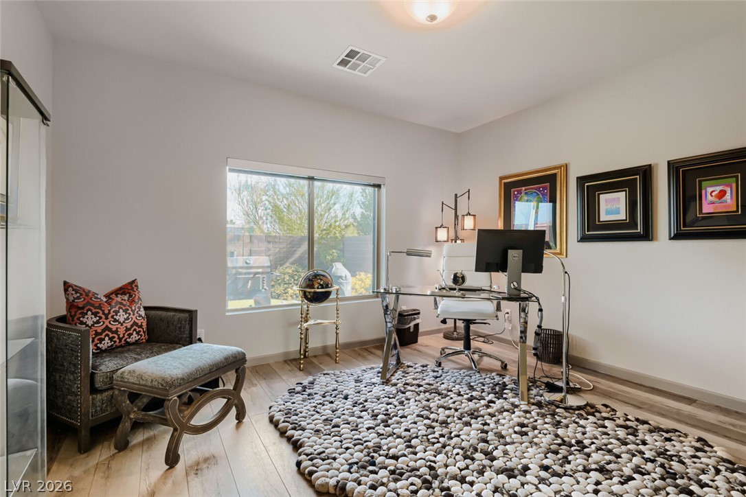 356 Coastal Fog Avenue Property Photo 9
