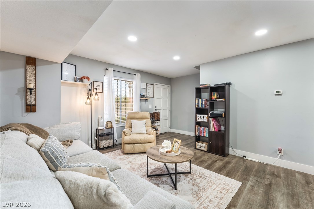 6285 West Washington Avenue Property Photo 7