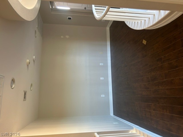 7514 Dobroyd Drive Property Photo 8