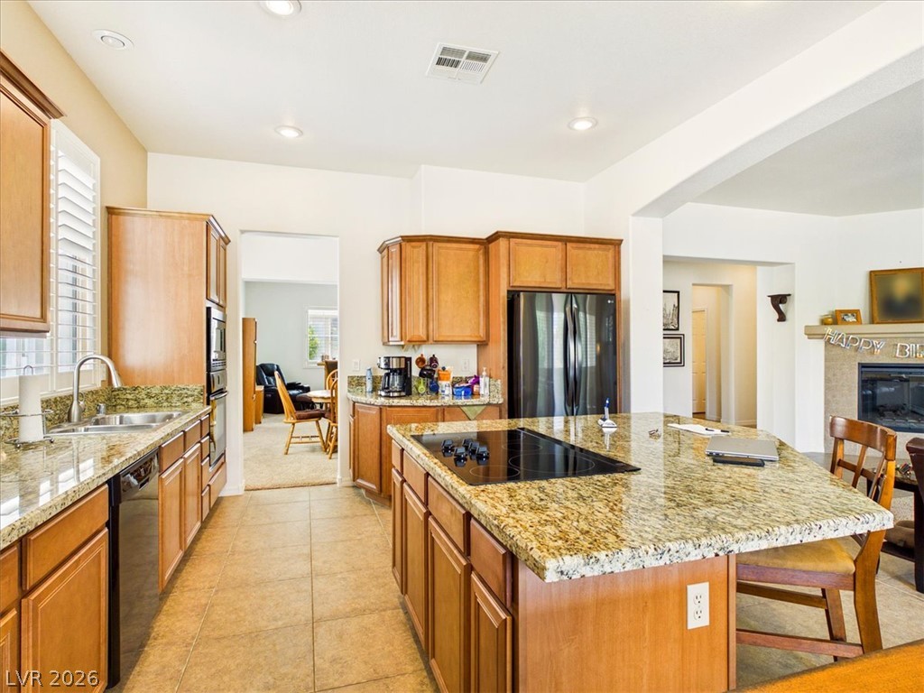 4725 Santa Fiora Street Property Photo 3