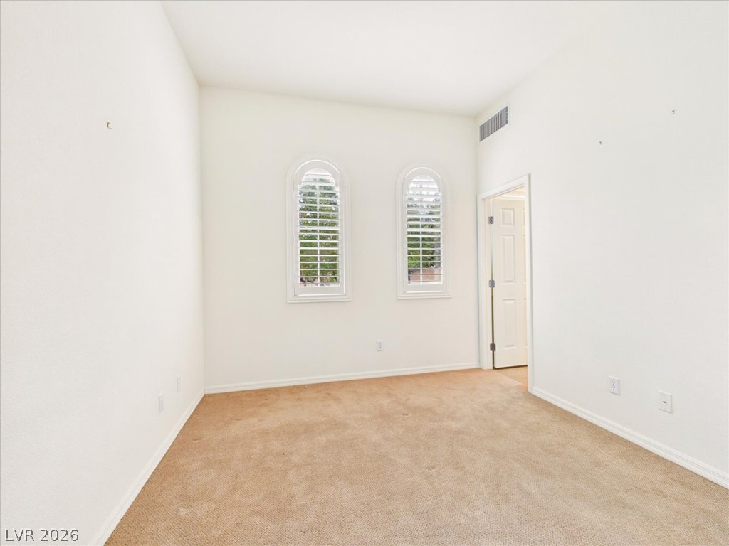 4725 Santa Fiora Street Property Photo 11