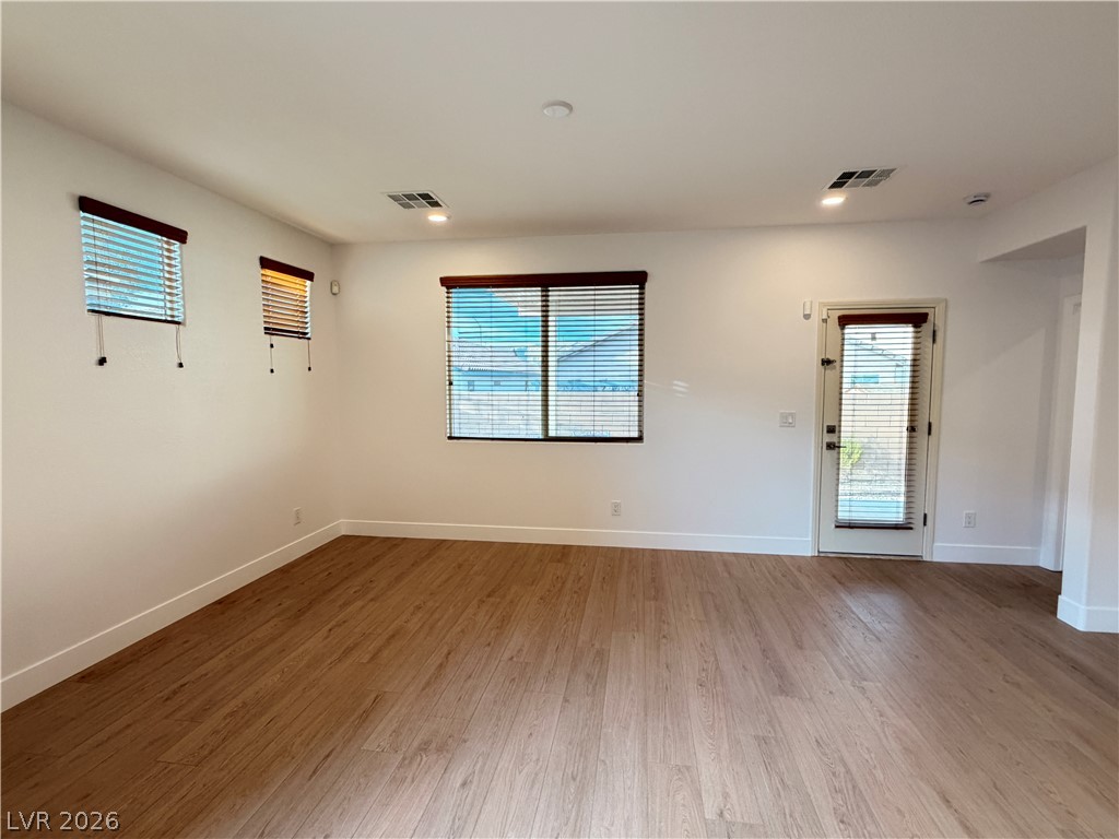 180 Flat Slate Avenue Property Photo 3