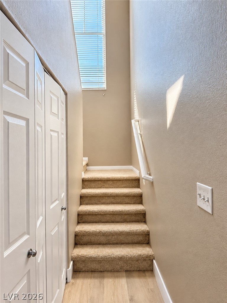 8432 Viansa Loma Avenue Property Photo 7