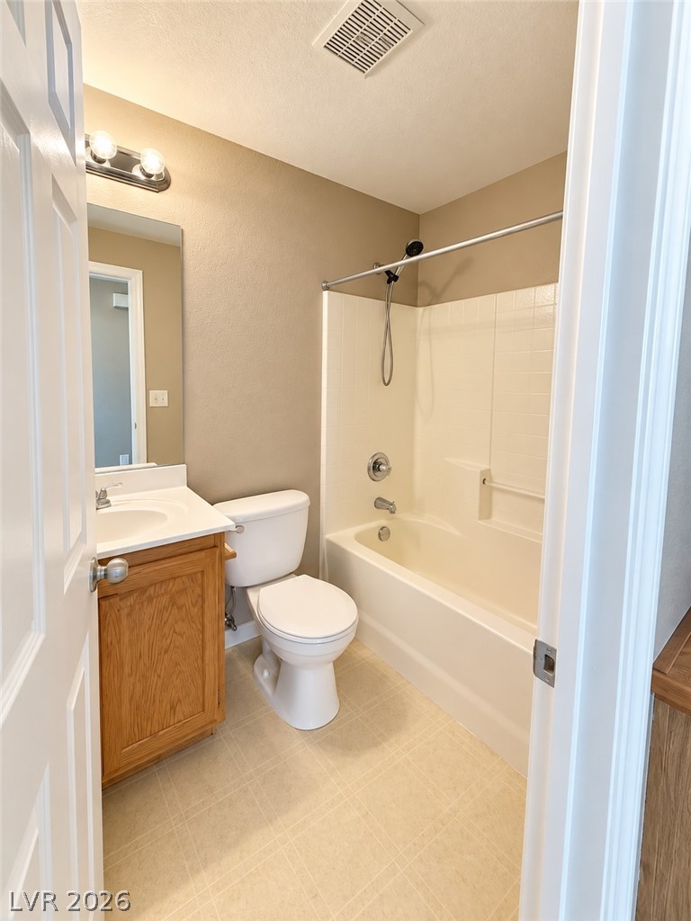 8432 Viansa Loma Avenue Property Photo 13