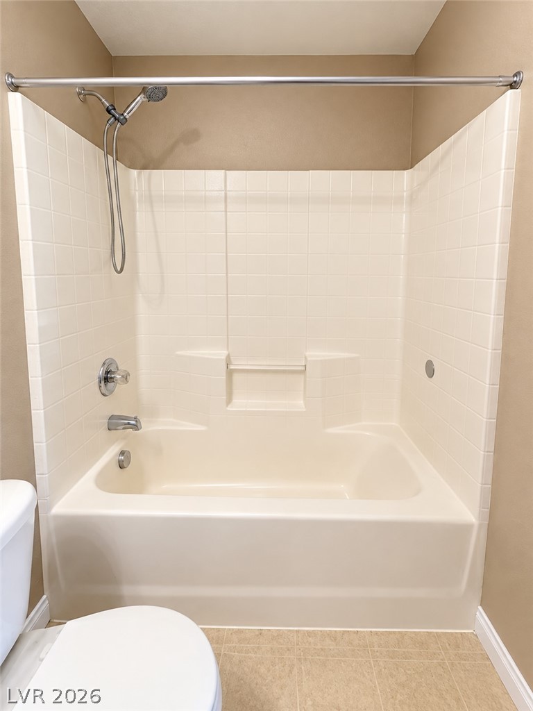 8432 Viansa Loma Avenue Property Photo 16