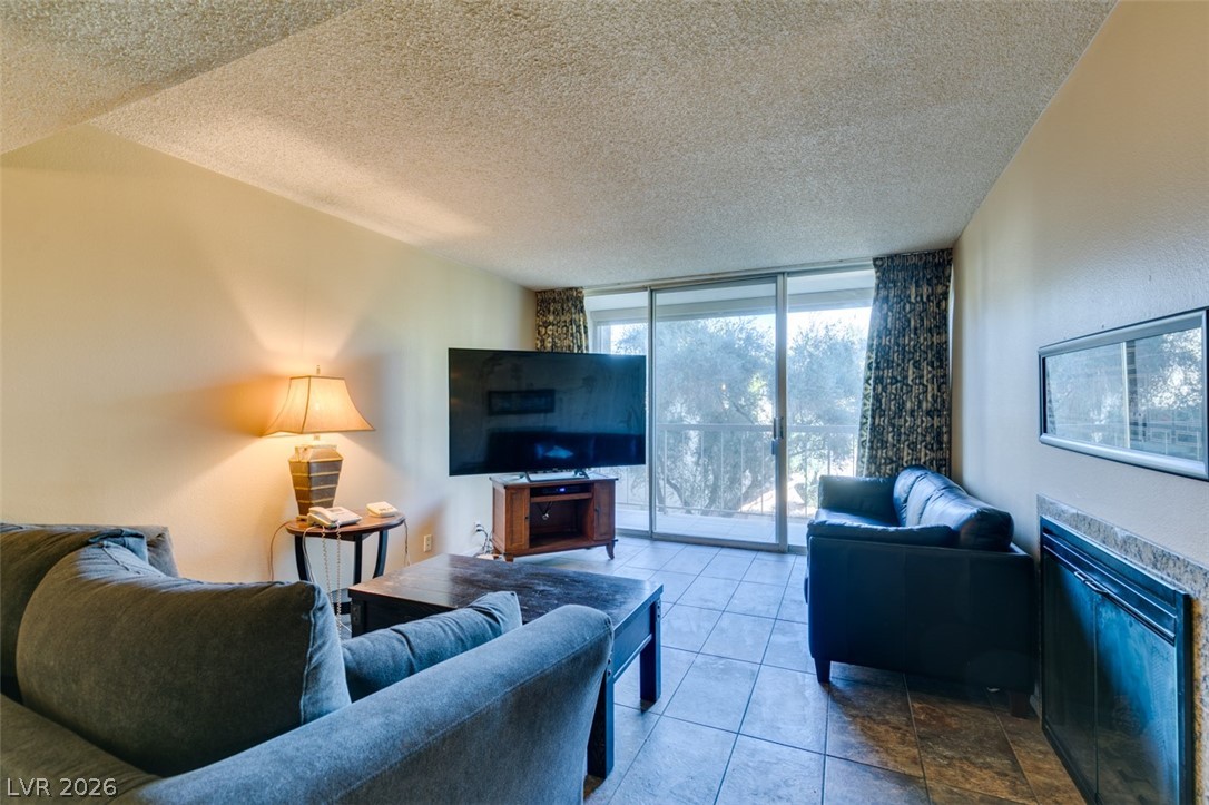 730 South Royal Crest Circle 426 Property Photo 17