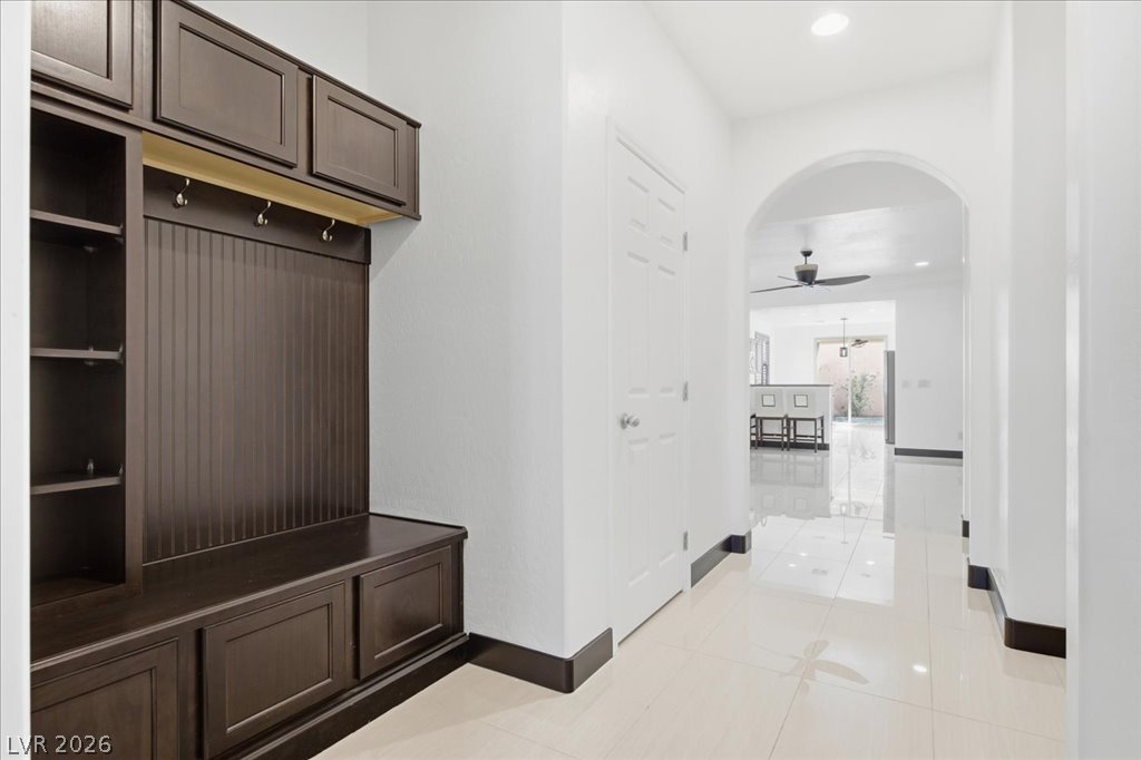 369 Hillhead Court Property Photo 5