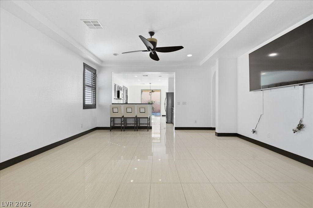 369 Hillhead Court Property Photo 7