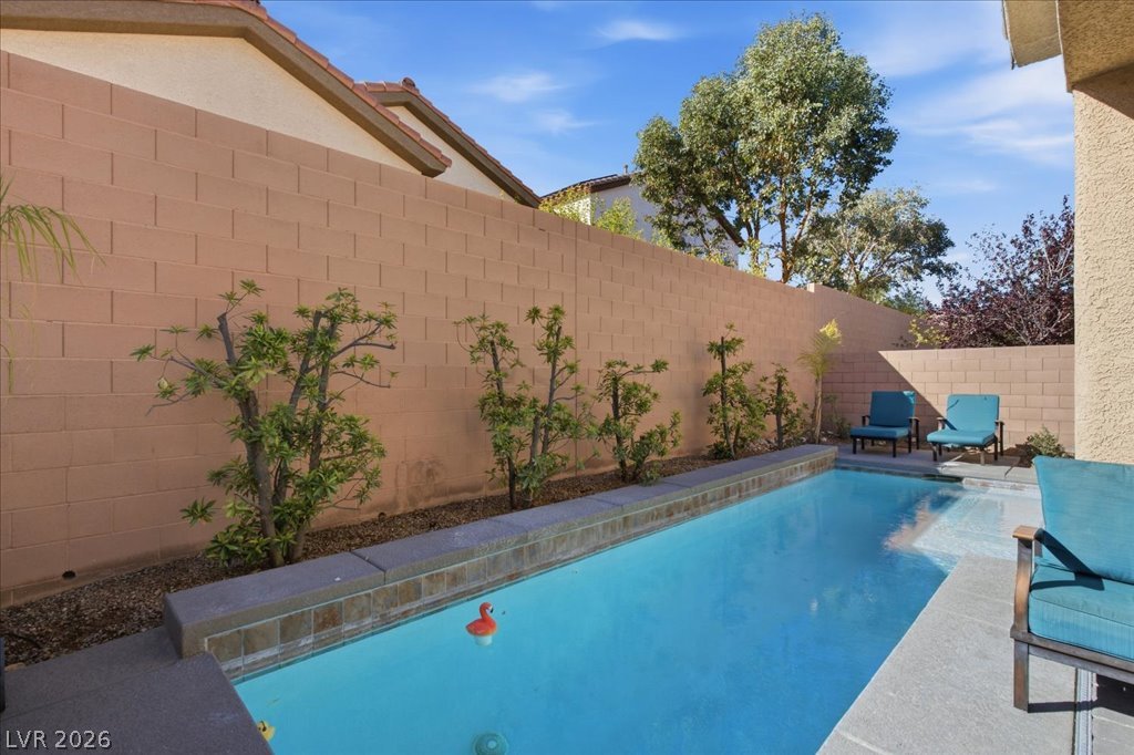 369 Hillhead Court Property Photo 26