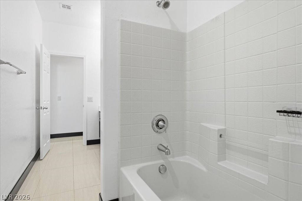 369 Hillhead Court Property Photo 34