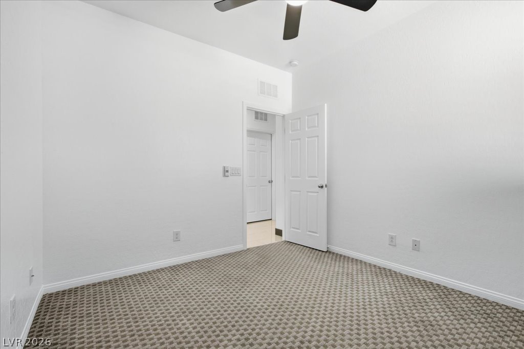369 Hillhead Court Property Photo 38