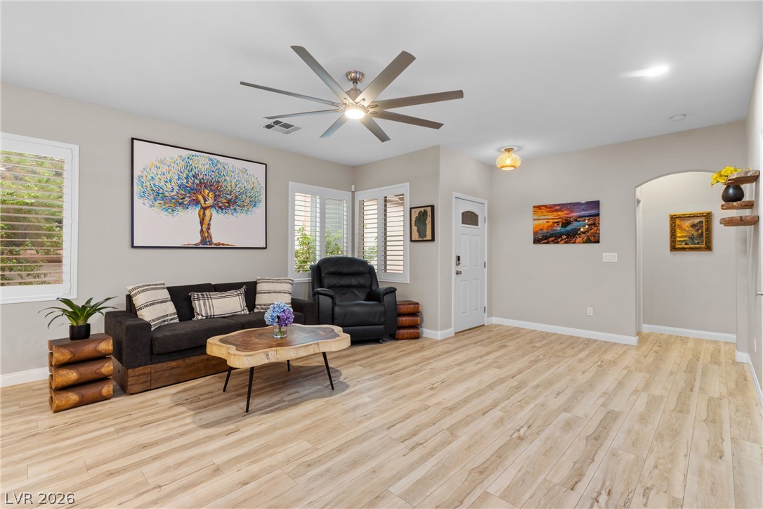 10341 Bentley Oaks Avenue Property Photo 6