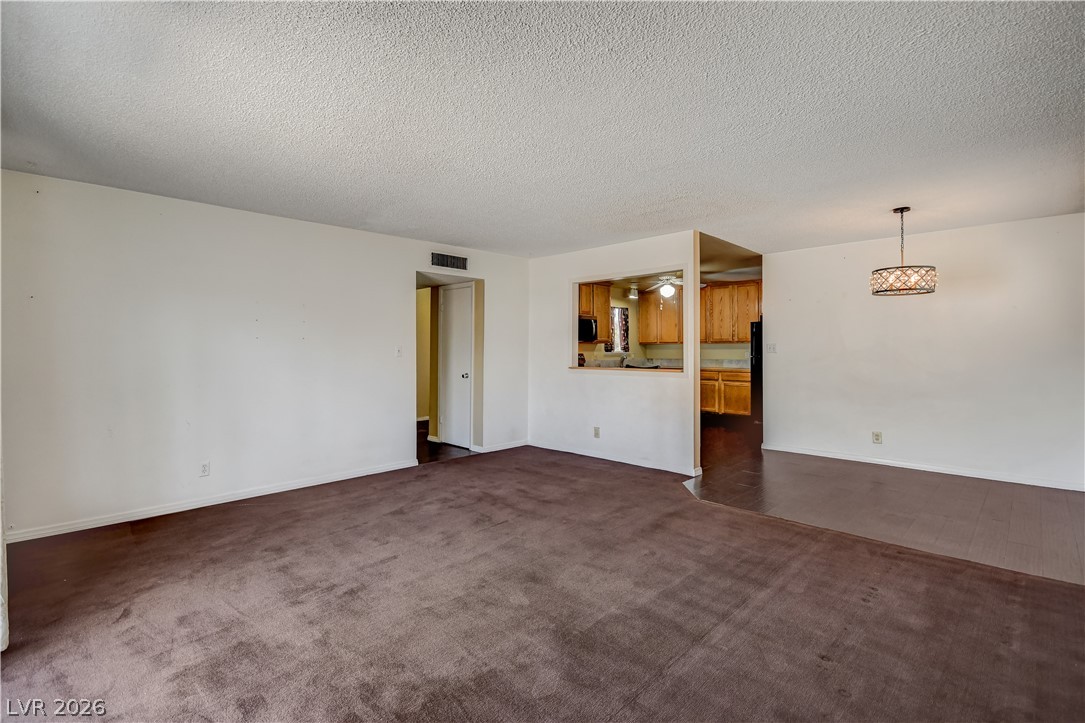 6220 Shawnee Avenue Property Photo 7
