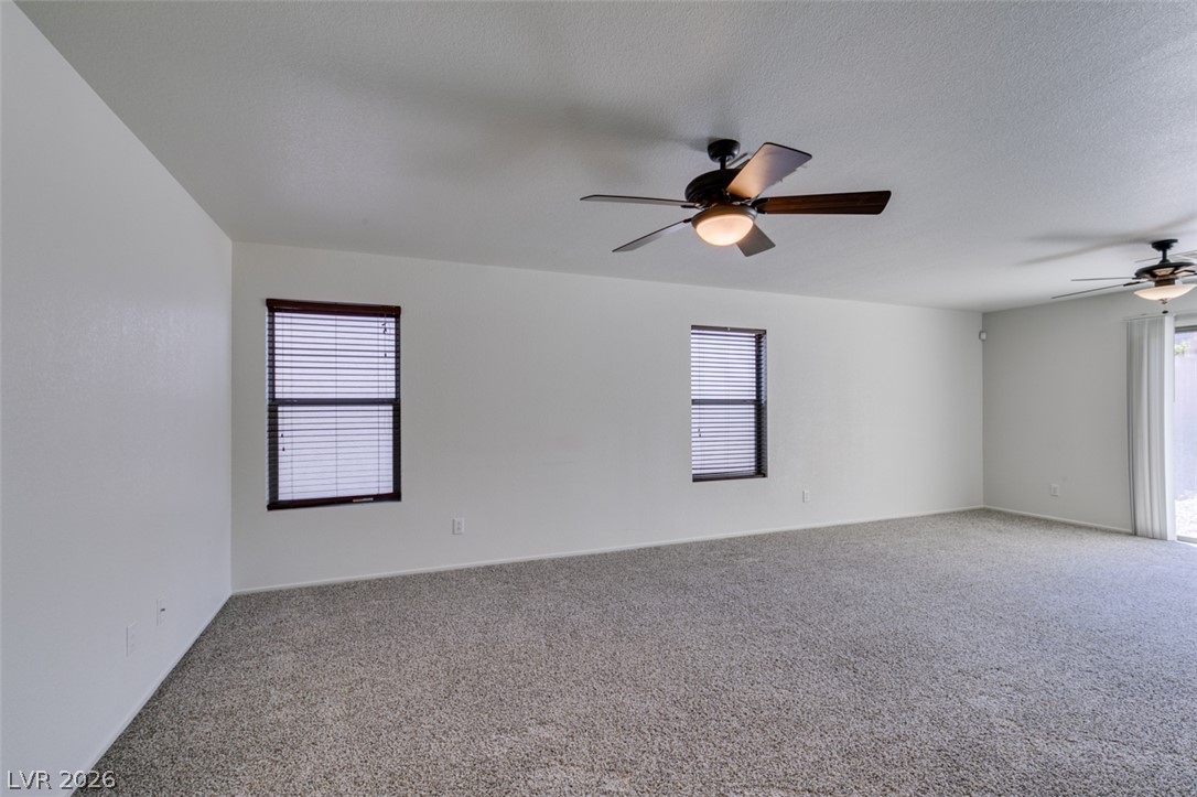 7533 Rivermeade Street Property Photo 5