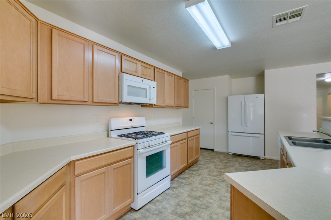 7533 Rivermeade Street Property Photo 20
