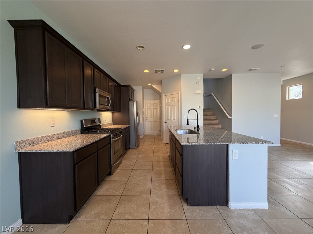 2320 Sky Island Drive Property Photo 12