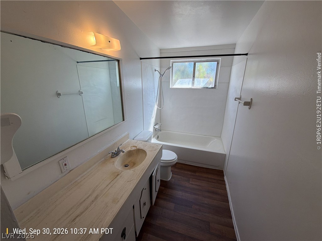1663 El Segundo Avenue Property Photo 8