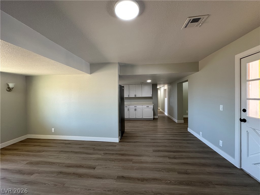 2590 North Murphy Street Property Photo 6