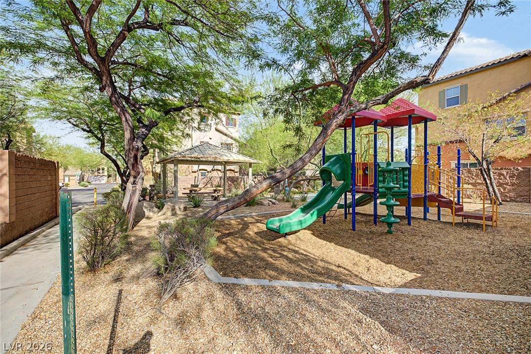 10446 Wildflower Gully Street Property Photo 3