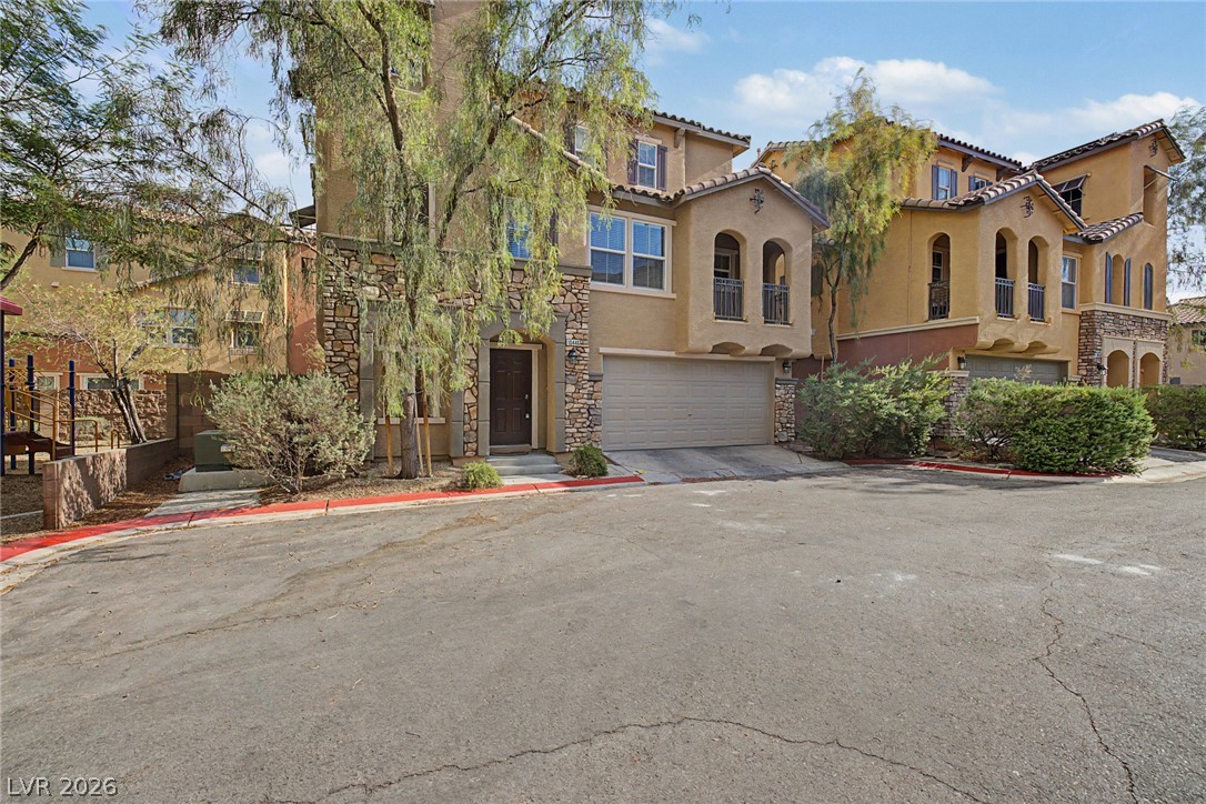 10446 Wildflower Gully Street Property Photo 5