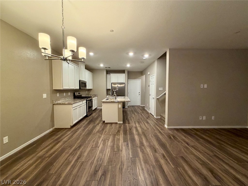771 Estate Country Avenue Property Photo 3