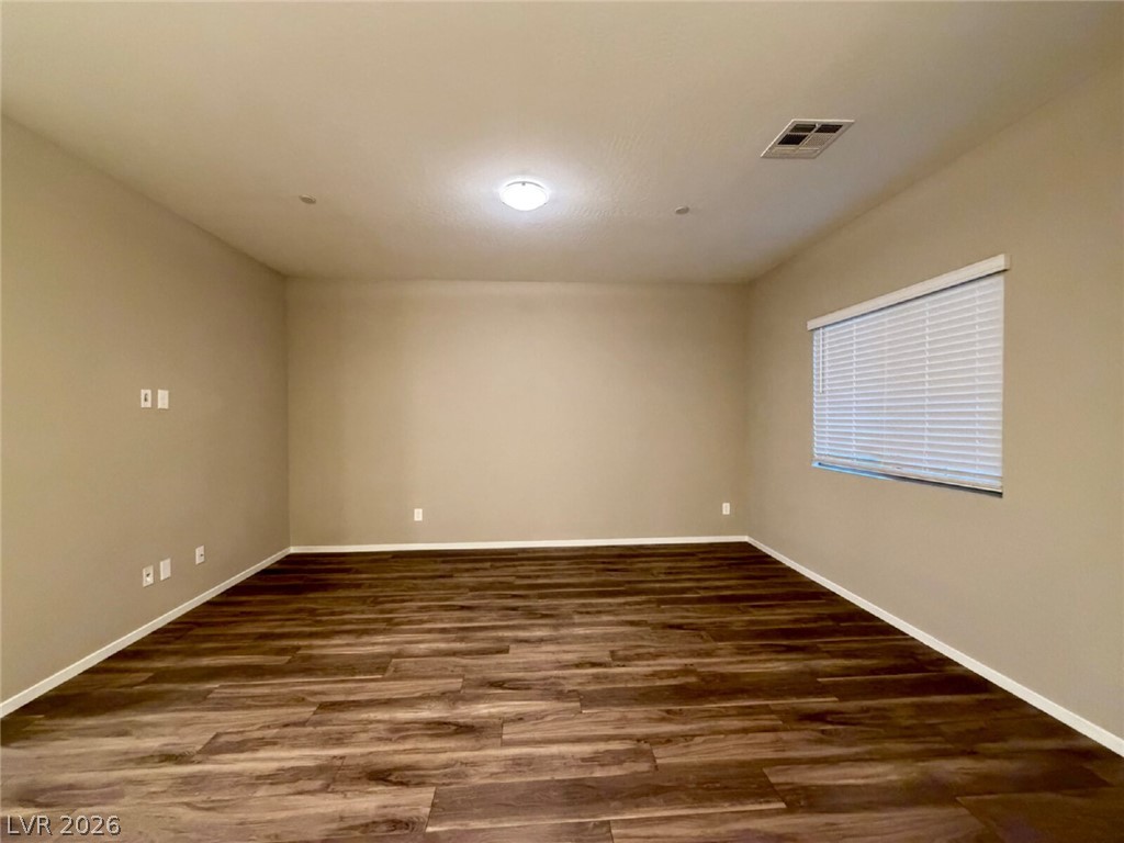 771 Estate Country Avenue Property Photo 5
