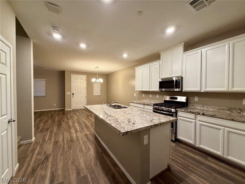 771 Estate Country Avenue Property Photo 19