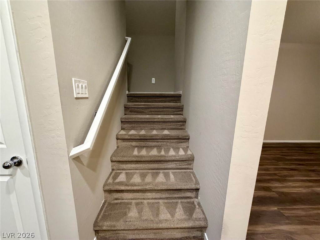 771 Estate Country Avenue Property Photo 22