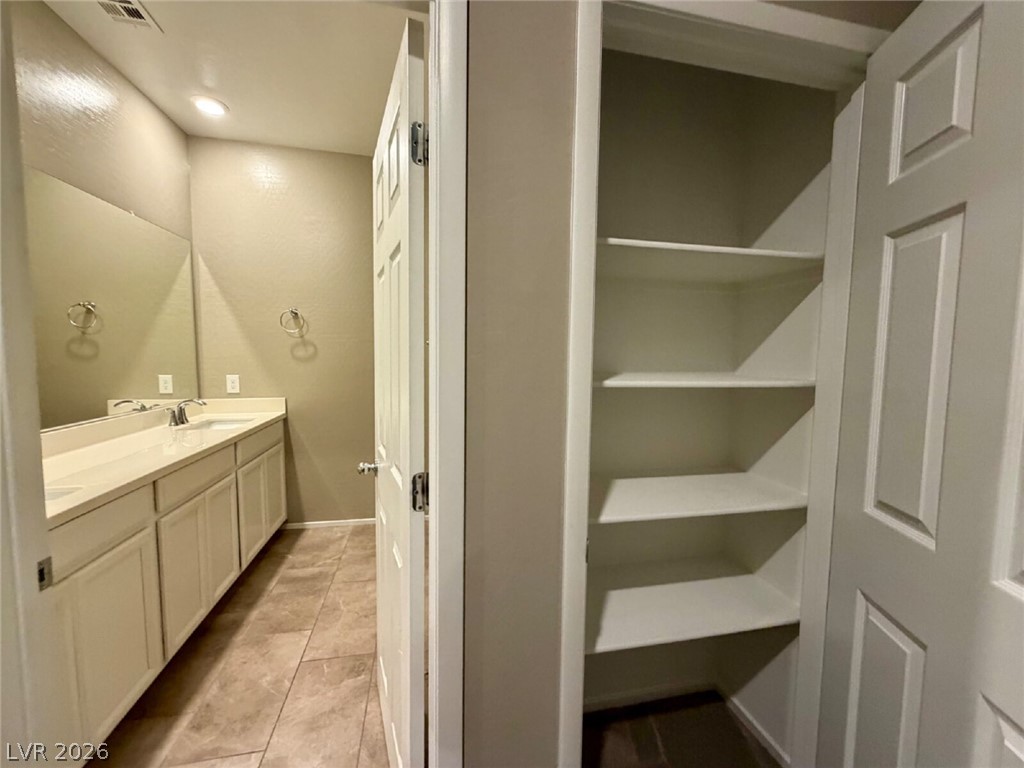 771 Estate Country Avenue Property Photo 48