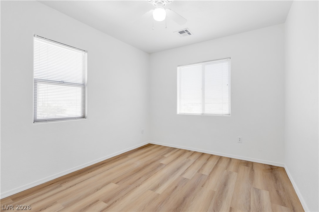 5354 Aurora Beam Avenue Property Photo 14
