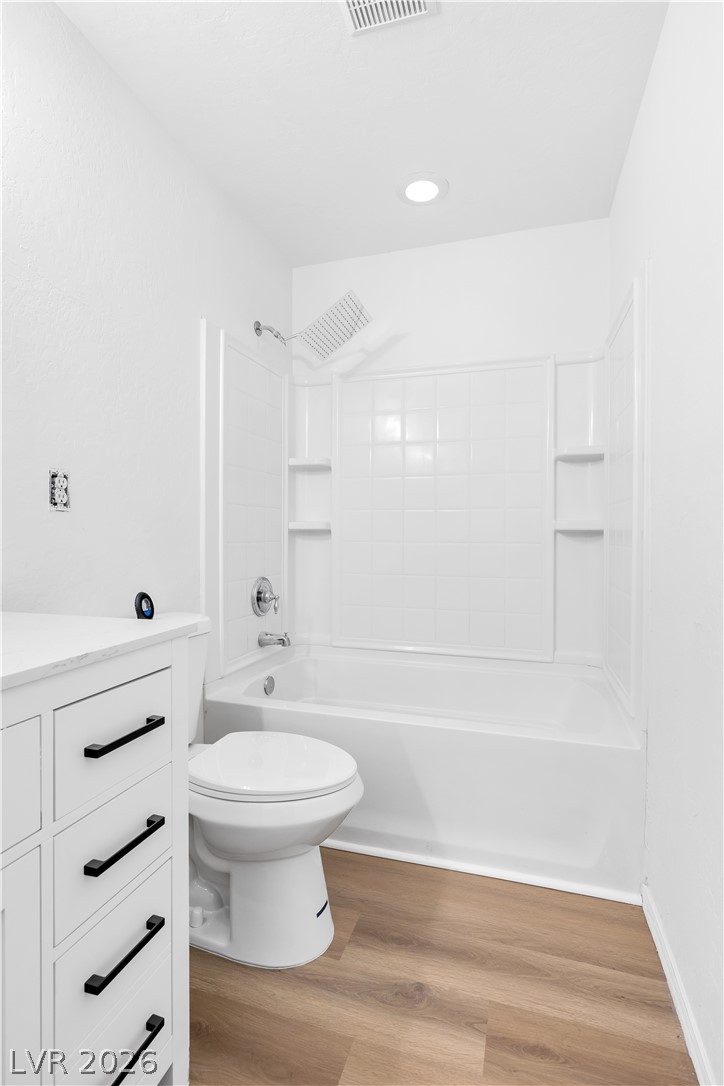 5354 Aurora Beam Avenue Property Photo 19