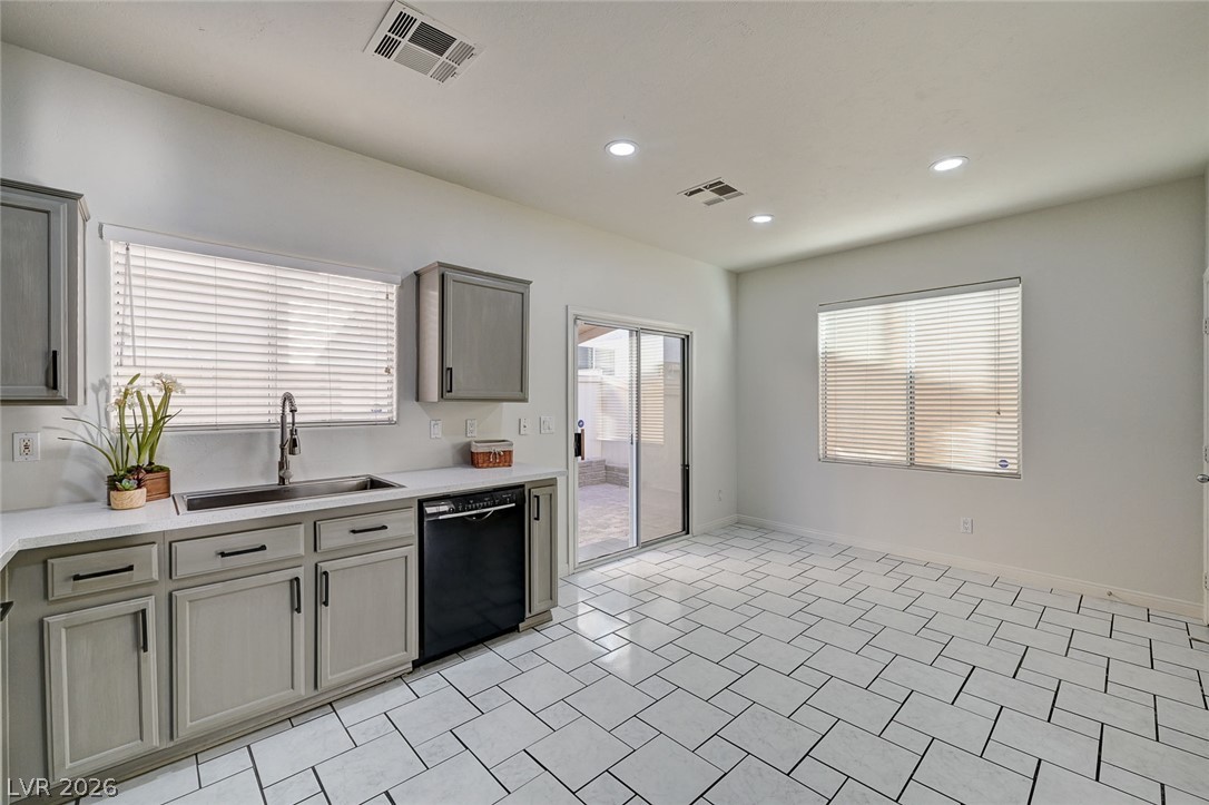 8062 Imperial Treasure Street Property Photo 19