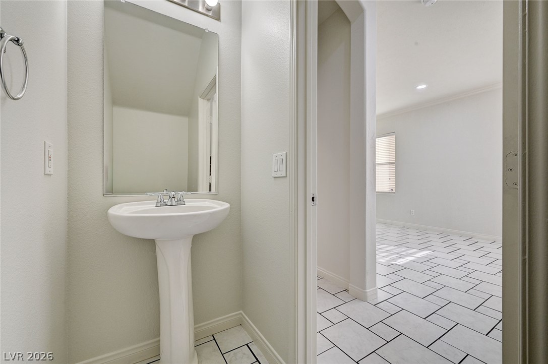 8062 Imperial Treasure Street Property Photo 22