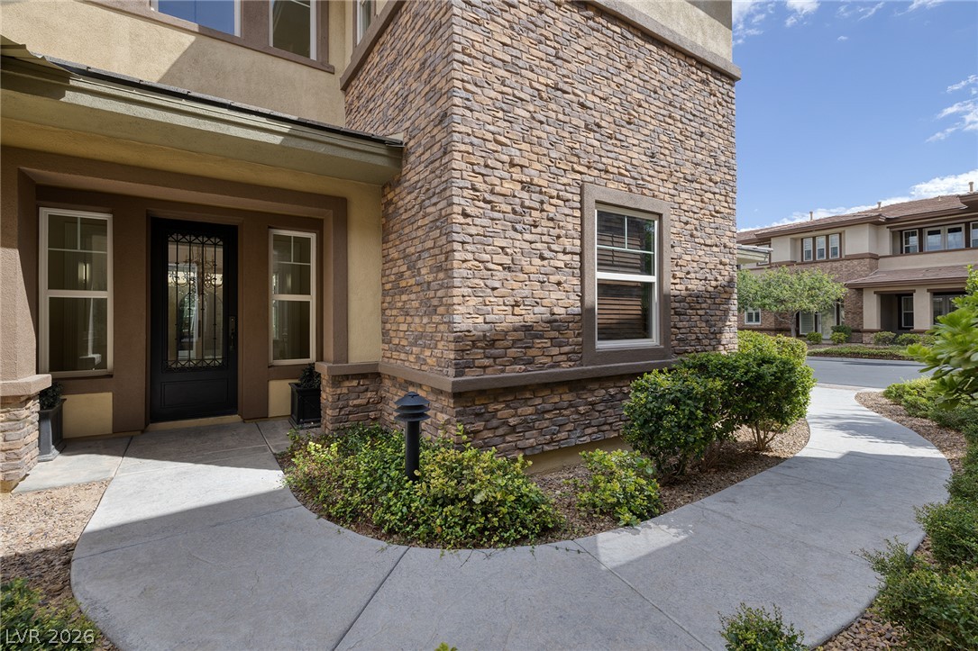 11280 Granite Ridge Drive 1054 Property Photo 2