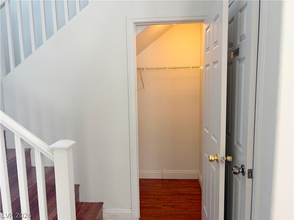 7796 Somerhill Point Way Property Photo 10