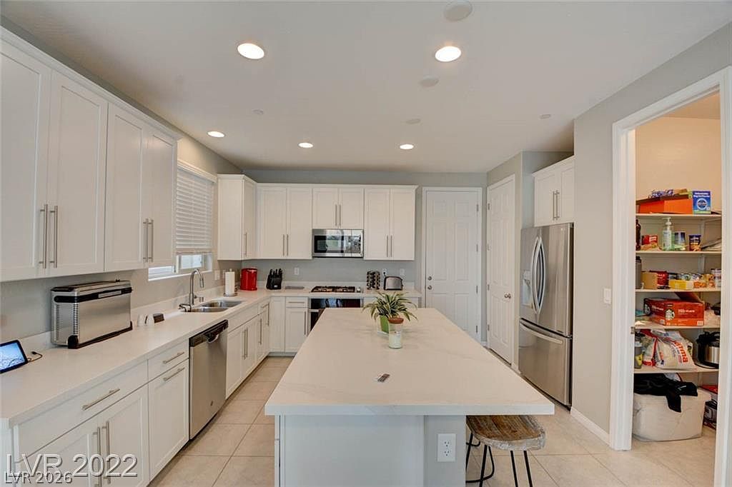 340 Andy Wheeler Drive Property Photo 4