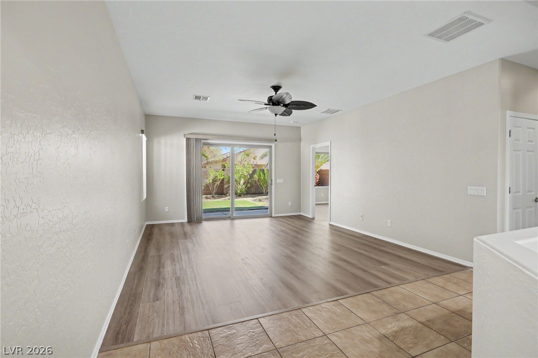 5976 Wheat Penny Avenue Property Photo 5