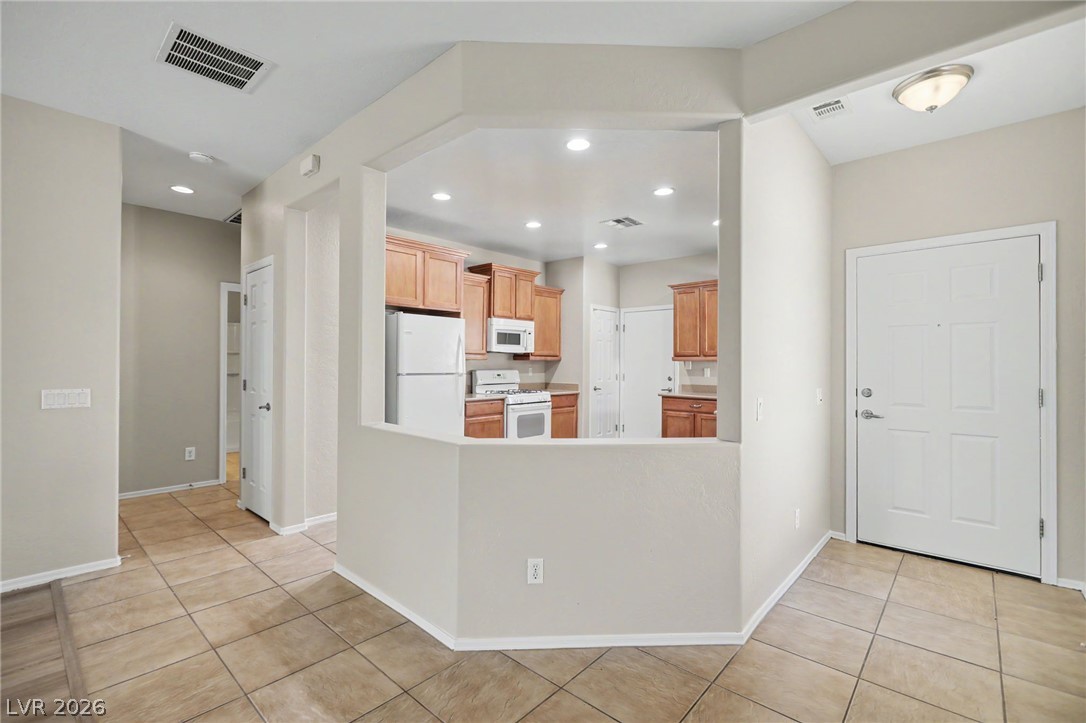 5976 Wheat Penny Avenue Property Photo 10