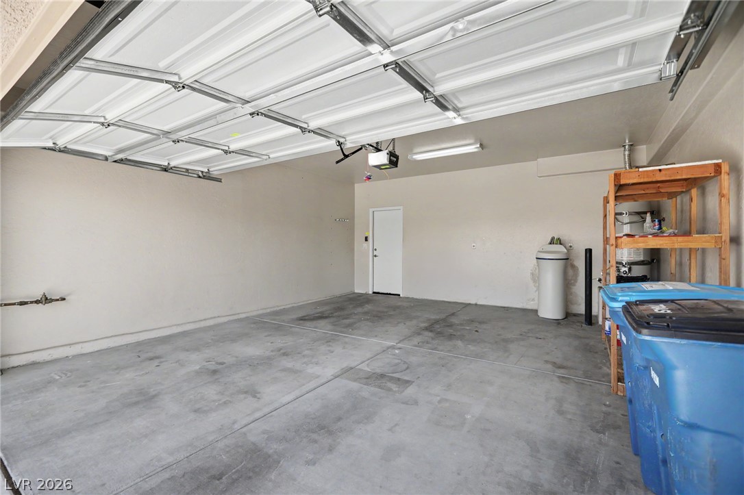 5976 Wheat Penny Avenue Property Photo 32