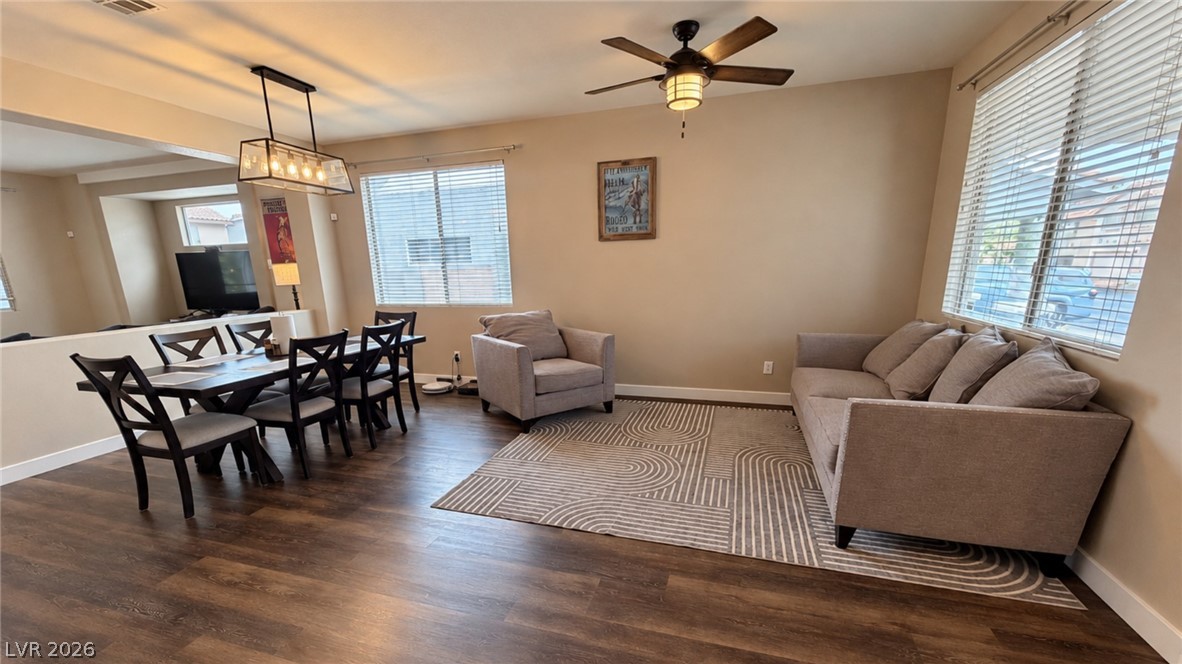 1138 Port Sunlight Court Property Photo 3