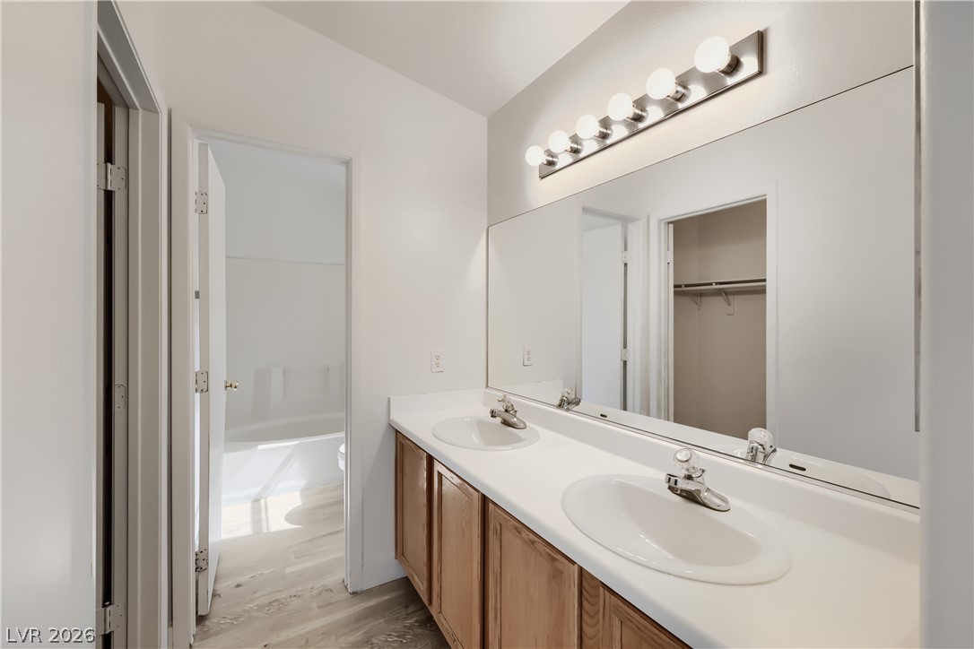 5944 Trickling Descent Street 101 Property Photo 15