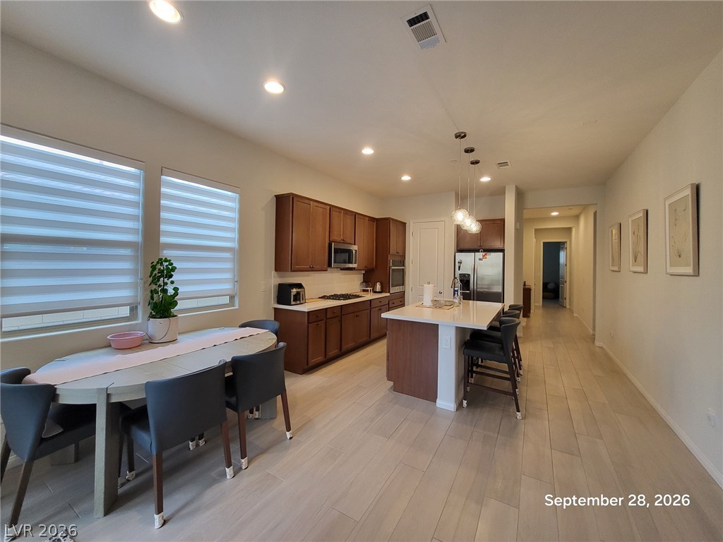 8861 Highland Skye Drive Property Photo 6