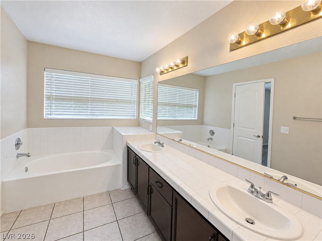 7971 Constantinople Avenue Property Photo 21
