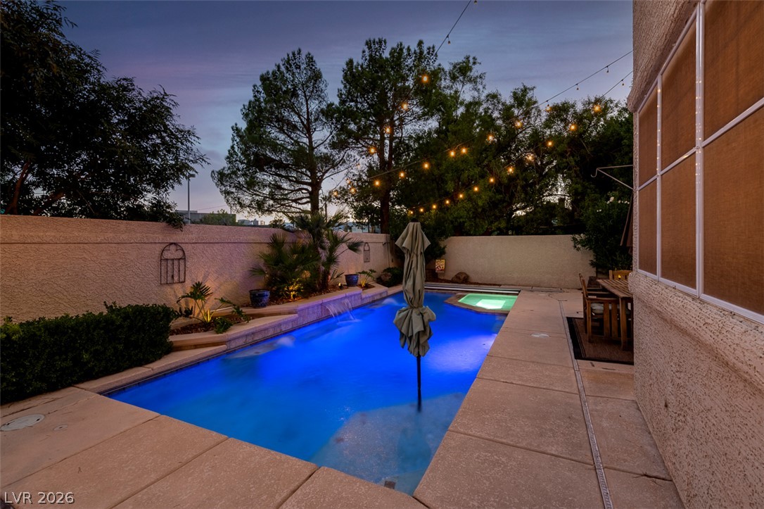 9529 Grand Canal Drive Property Photo 4