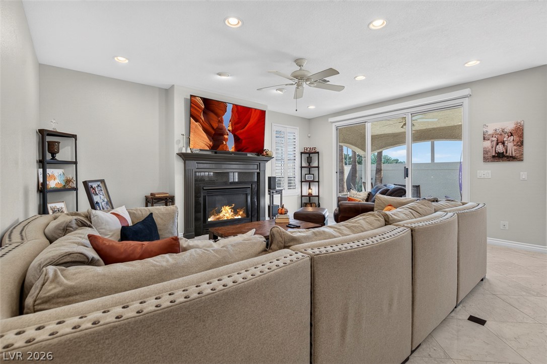 9529 Grand Canal Drive Property Photo 23