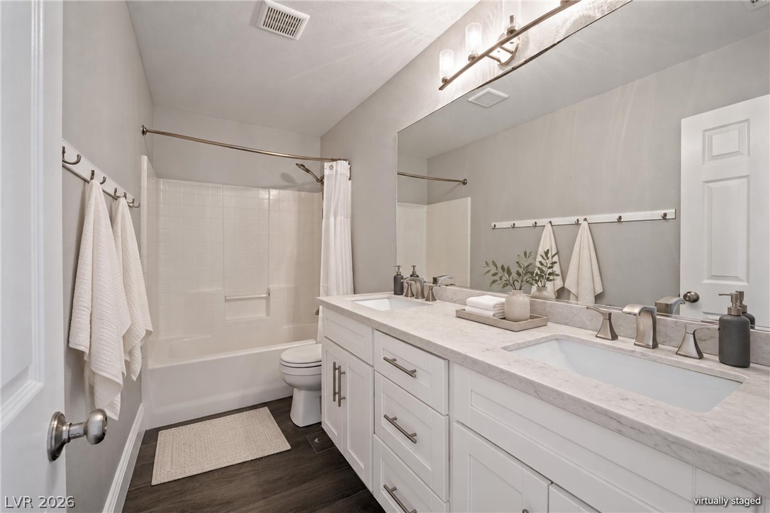 9533 Chanticleer Court Property Photo 8