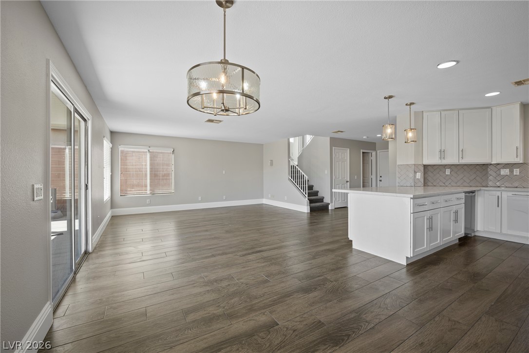 9533 Chanticleer Court Property Photo 13